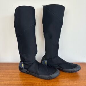 Vibram Furoshiki Black Neoprene High Boot Barefoot Shoe, M (40-41)